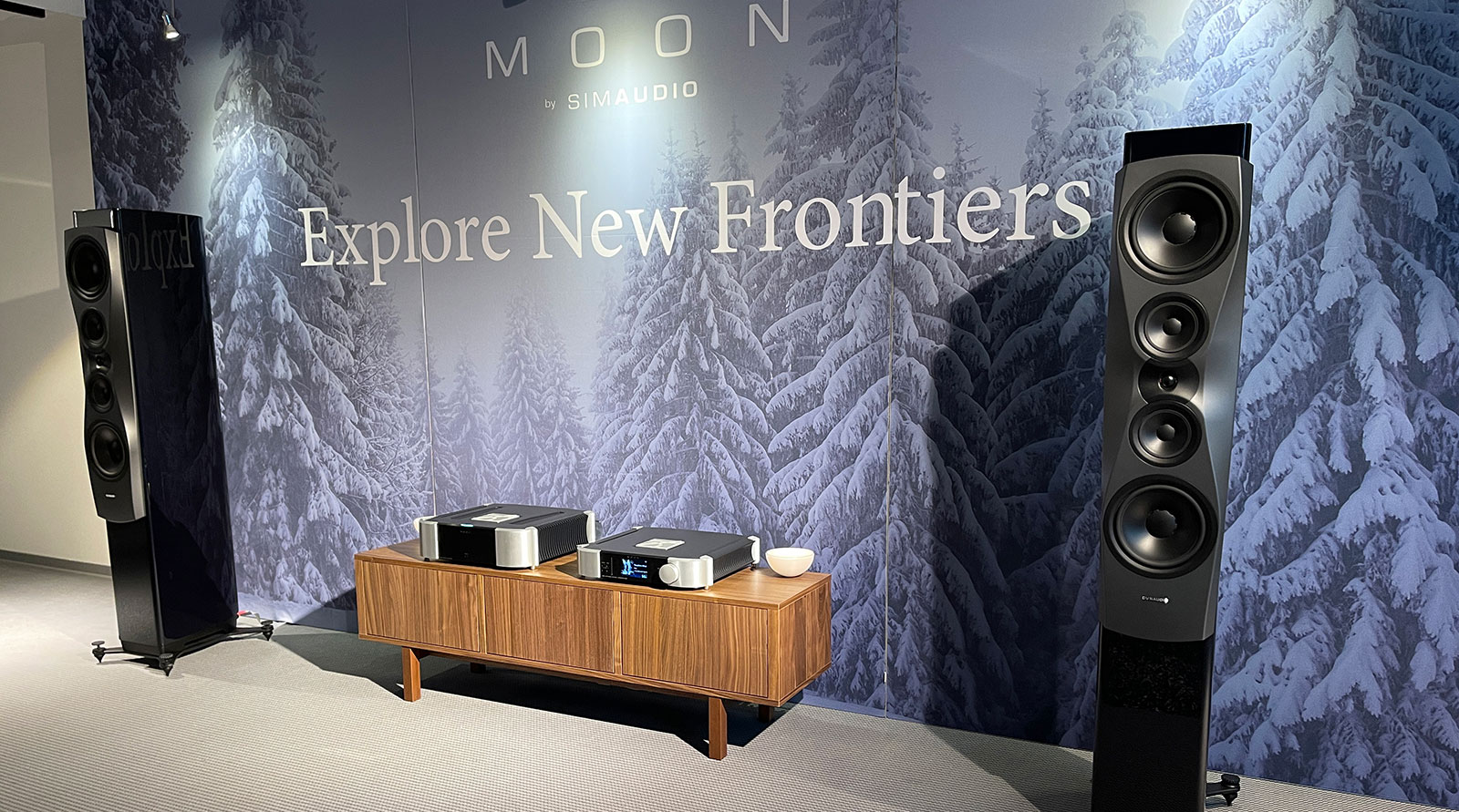 Moon North, novo