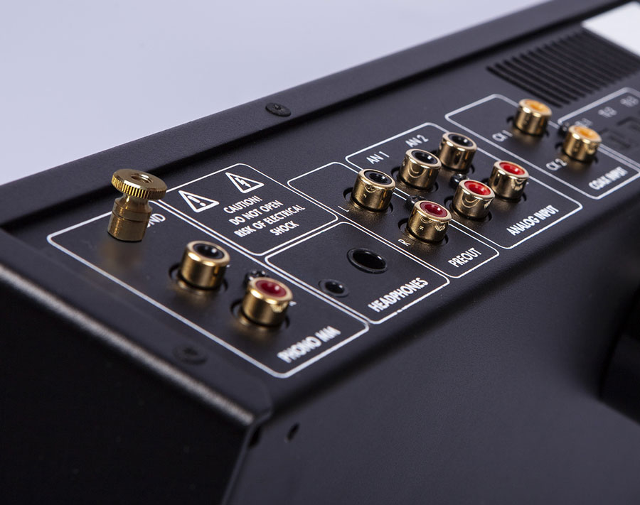 ECI 80D Fono sekcija