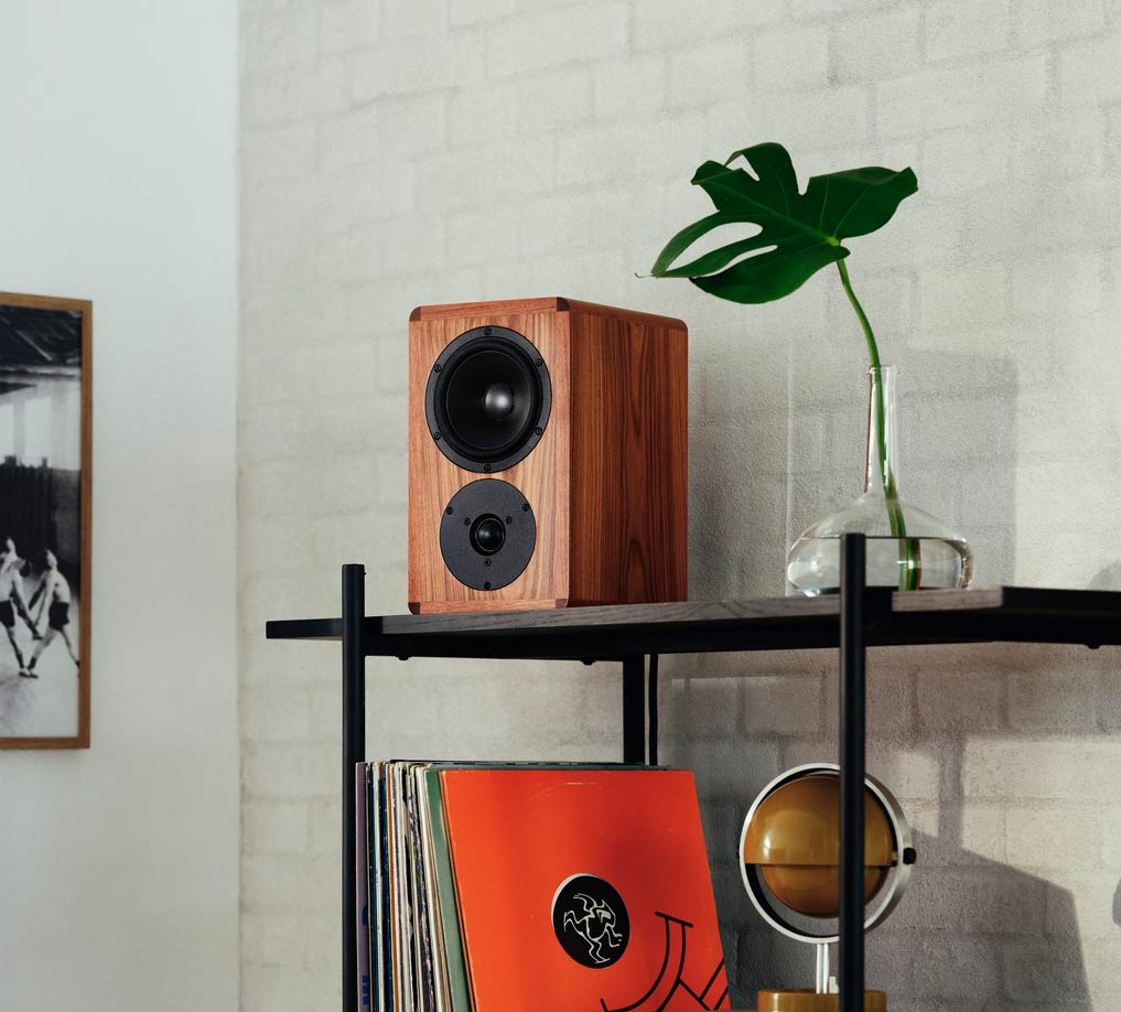 dynaudio_legend